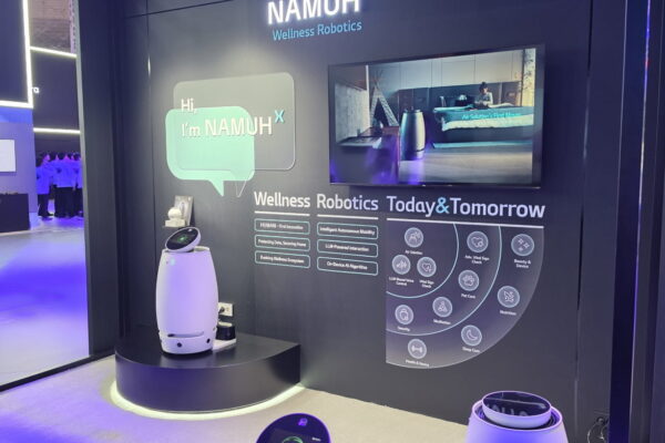 [뉴스] SK인텔릭스, MWC26 성료…웰니스 로봇 나무엑스 경쟁력 입증