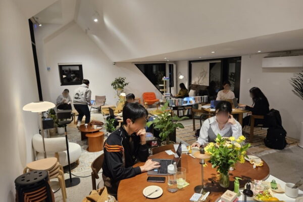 [뉴스] 퇴근 후 술약속 No…홀로 카페 찾아 서로 감시하는 MZ