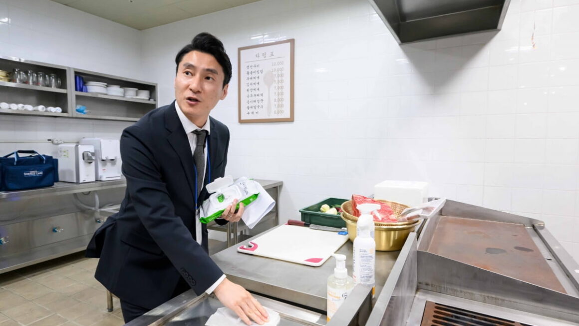 [뉴스] 식당·마트 통째로 옮겼다…세스코 시뮬레이션센터 가보니