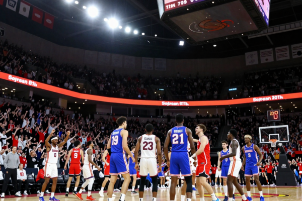 Arizona 25년 만의 Final Four 진출: Purdue 79-64 완파