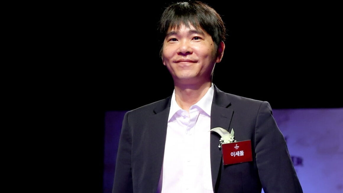 [뉴스] 인간 유일 알파고 1승 이세돌, 10년 만에 AI와 한 무대