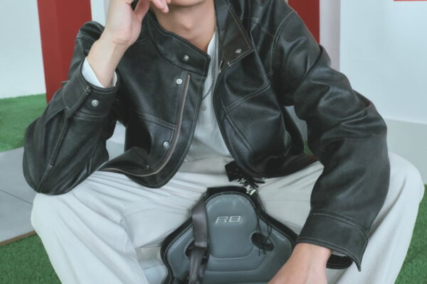 [뉴스] 男레더자켓 불티나게 팔리더니…에잇세컨즈, 각잡고 준비했다