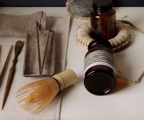 [뉴스] 125주년 맞은 英 왕실 침대 바이스프링, 티 브랜드 하운과 콜라보