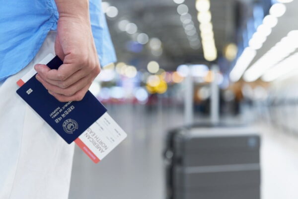 [뉴스] 일단 끊고 보자…휴가 앞둔 직장인, 파격 전망에 대혼돈