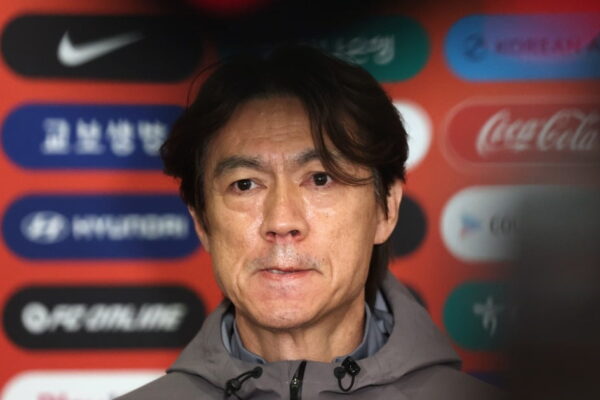 [뉴스] 내 세금이 살살 녹고 있네…홍명보호 두고 불만 터졌다