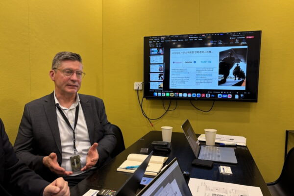 [뉴스] 닉브레이 밴티크 부사장 전쟁은 이제 AI 시스템 간 경쟁