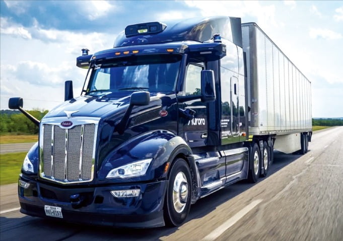 [뉴스] 쿠팡, 로켓배송 이은 두번째 승부수…물류 자율주행 실험