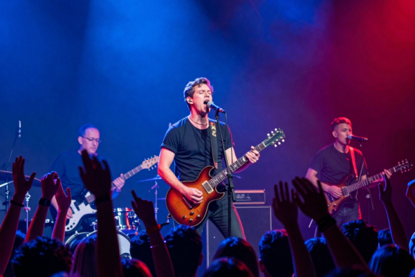 윤도현 30주년 콘서트 후 충격 선언: 당분간 YB 공연 없다