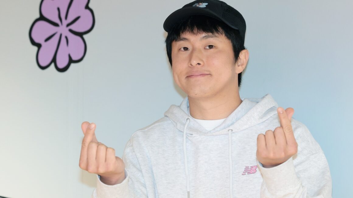 [뉴스] 기안84 살라고 뛴다…뉴발란스 디자인했다더니 깜짝