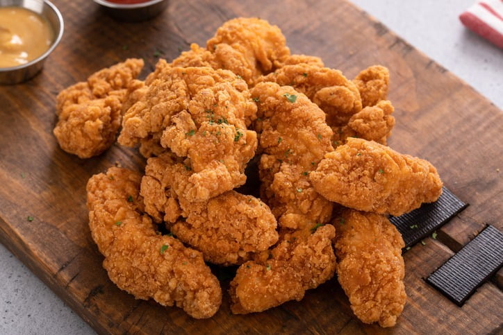 [뉴스] 치킨 한 마리 3만원 초읽기…연매출 6000억 돈방석 앉았다