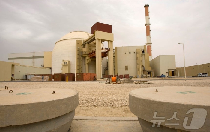 [뉴스] “터지면 대재앙”…이스라엘, 이란 부셰르 원전 인근 폭격