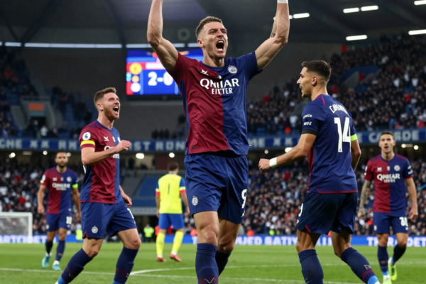 리즈가 13년 만에 맨유를 2-0으로 완파한 충격적인 경기 분석