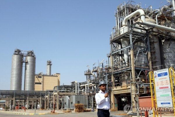 [뉴스] 핵사고 터지면 어쩌려구…“미국·이스라엘, 이란 석유화학단지·원전 공격”