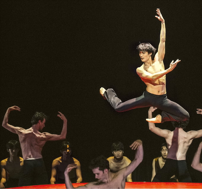 [뉴스] 김기민, 관능의 17분으로 전설의 계보 잇다