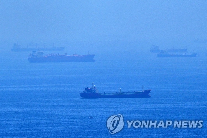 [뉴스] “이란 석유 400만 배럴 호르무즈 통과했다”