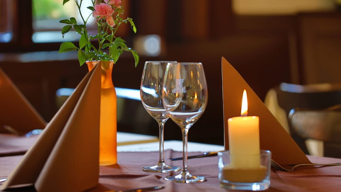 [뉴스] 단품보단 코스 요리…가정의 달 외식 풍경 달라졌다