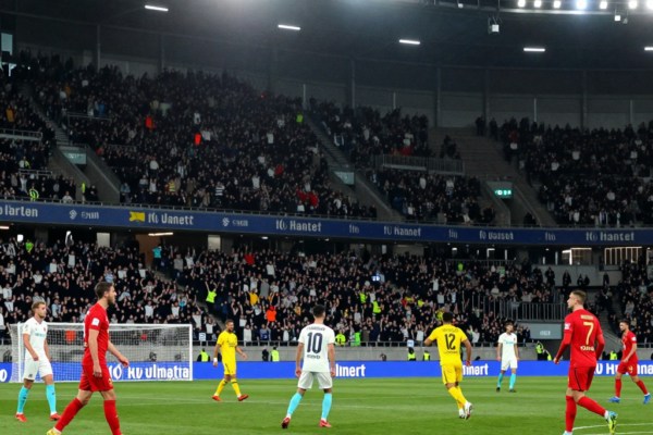 PSG, 바이에른 뮌헨 5-4 제압! 챔피언스리그 역대급 9골 난타전