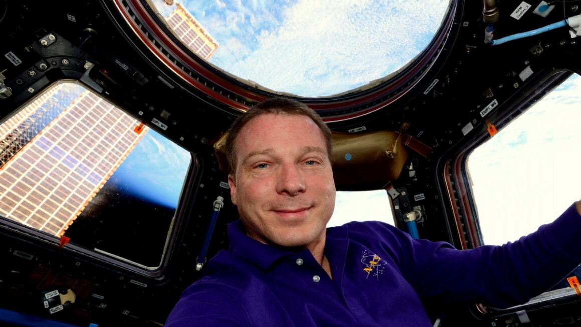 [뉴스] 한국에서 일론 김 나올 수 있어…삼성이 우주사업 할 수도