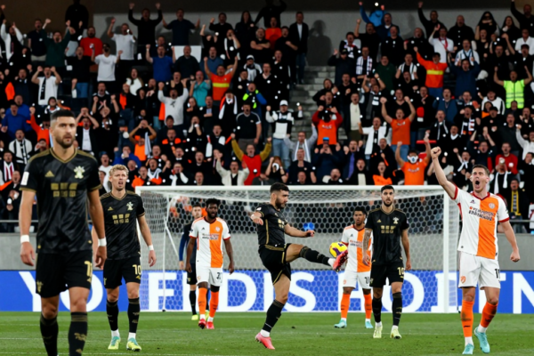 손흥민 9호 도움에도 LAFC, 휴스턴에 1-4 충격패… 3경기 연속 무승 늪