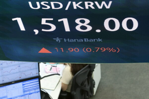 [뉴스] 삼전·닉스 100조 판 외국인 빌런…환율 1520원 눈앞
