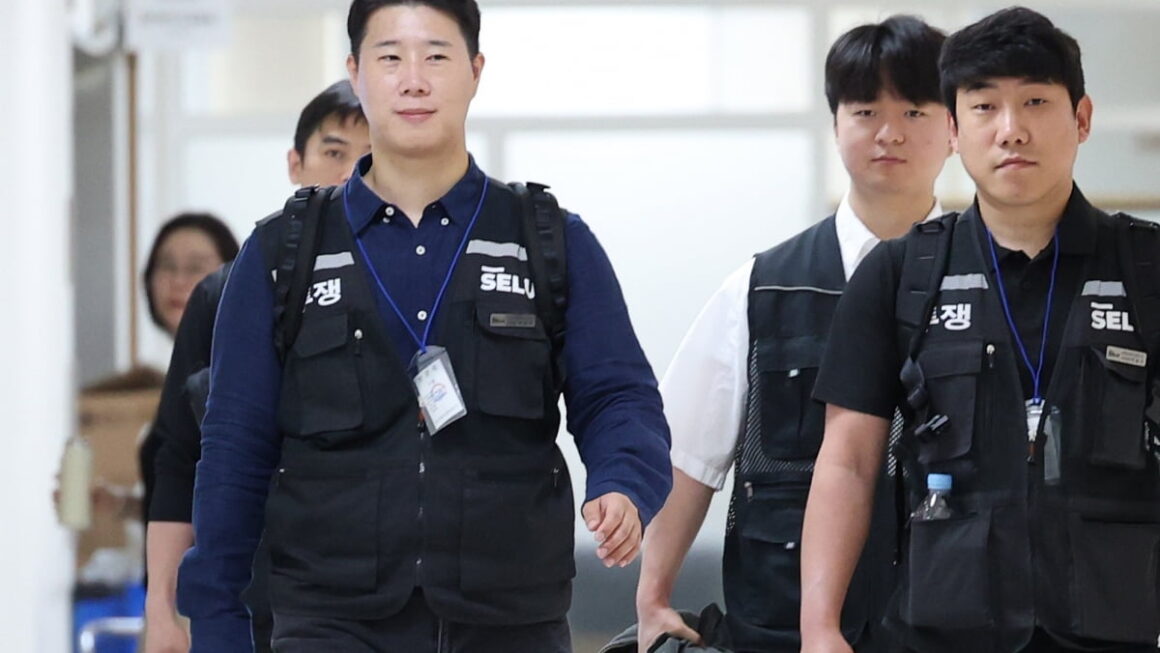 [뉴스] 절차 위반한 삼성 노조, 교섭 중단해야…조합원 1000명 들고 일어났다