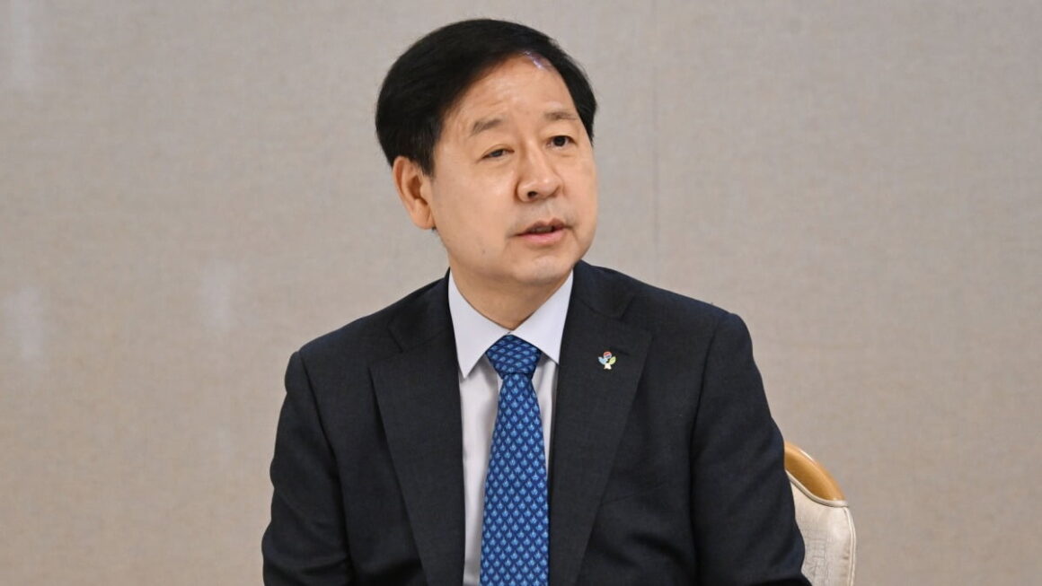 [뉴스] 구윤철 환율 과도한 쏠림 땐 즉시 조치…외환시장 경계 강화