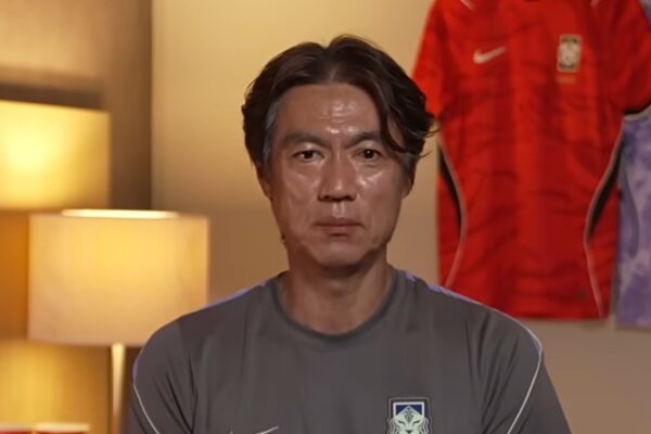 [뉴스] “손흥민 너무 일찍 뺐잖아” 지적 쏟아지자…홍명보가 직접 내놓은 해명