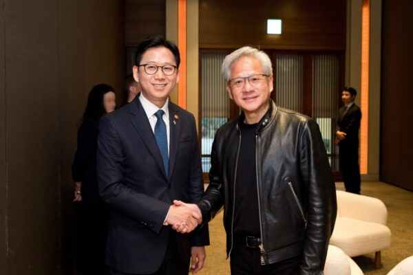 [뉴스] 배경훈 엔비디아, 韓에 AI 가속기 최우선 공급