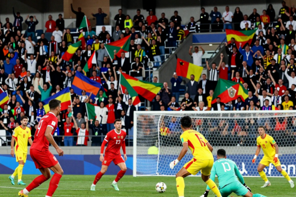 콜롬비아 2연승 32강 확정! 무뇨스 결승골과 콩고 철벽수비의 1-0 승부