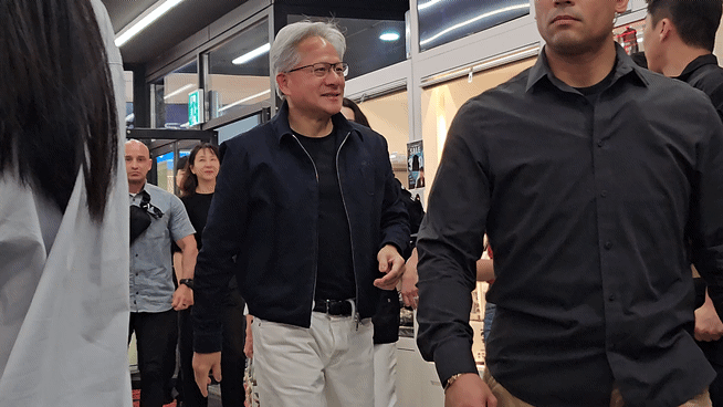 [뉴스] 매우 특별해…젠슨 황, 총수들보다 이 사람 먼저 만났다