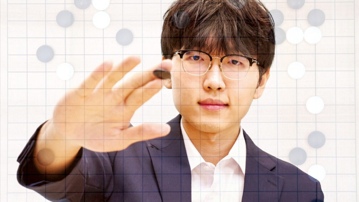 [뉴스] 1국 충격의 1패…신진서 9단, 카타고에 반격 나선다