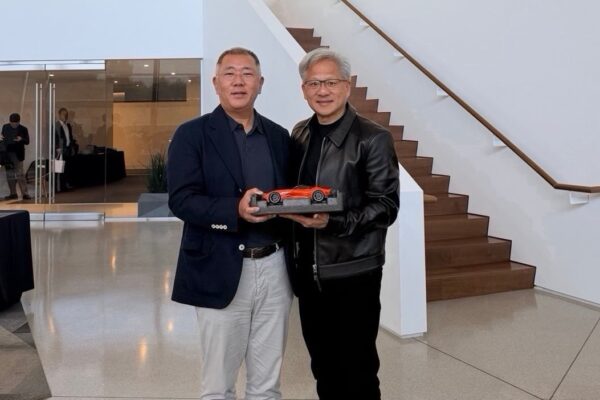 [뉴스] 깐부 정의선·젠슨 황, 엔비디아 본사에서 회동…AI 후속 논의