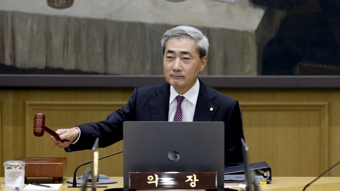 [뉴스] 한은, 기준금리 2.50→2.75% 인상…3년 6개월 만에 긴축
