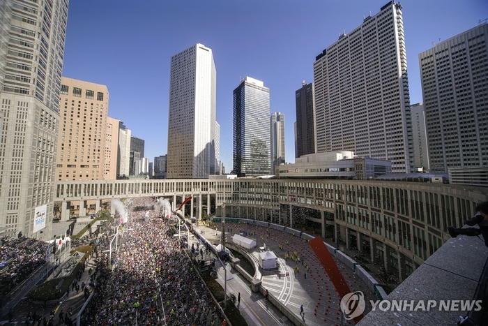 [뉴스] “추가 수당 140만원 지급”…직원 성과 평가에 AI 능력 반영하는 일본