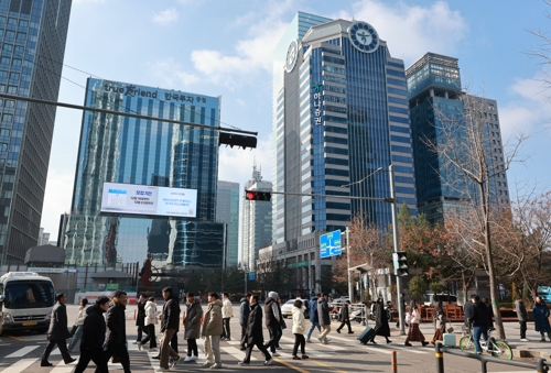 [뉴스] “공포에 산 개미 웃었다”…그런데 외국인은 두 배 벌었네, 어떻게?