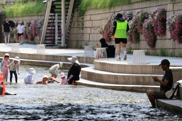 [뉴스] 오늘 한낮 최고 39도…전국 곳곳 극한 폭염·열대야 지속