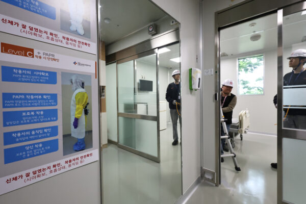 [뉴스] 코로나 또 유행하나…中 52만명 확진에 국내도 긴장