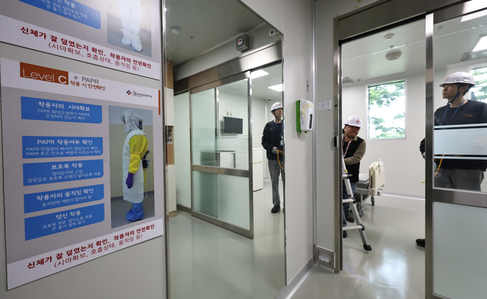 [뉴스] 코로나 또 유행하나…中 52만명 확진에 국내도 긴장