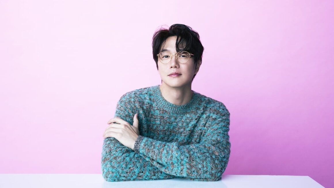 [뉴스] 애주가 성시경, 막걸리 만들더니 51도 소주까지…해외도 주목
