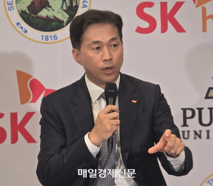 [뉴스] SK하닉 곽노정, 美추가투자에 “또다른 좋은 소식 희망…어디든 열려있다”