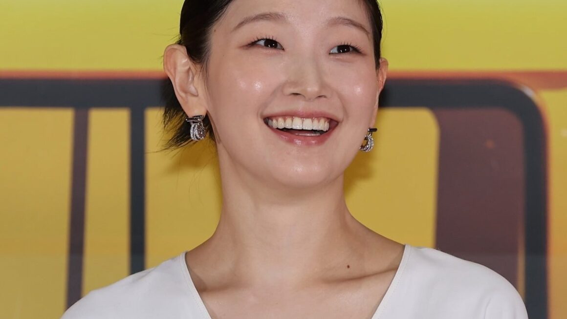 [뉴스] 목에 혹 13개·림프절 전이… 박소담 갑상생암 투병기