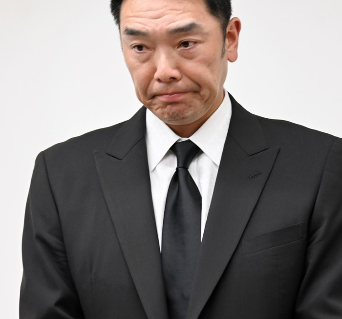 [뉴스] 딸 폭행으로 물러난 아베 전 요미우리 감독…3개월만에 입 열었다