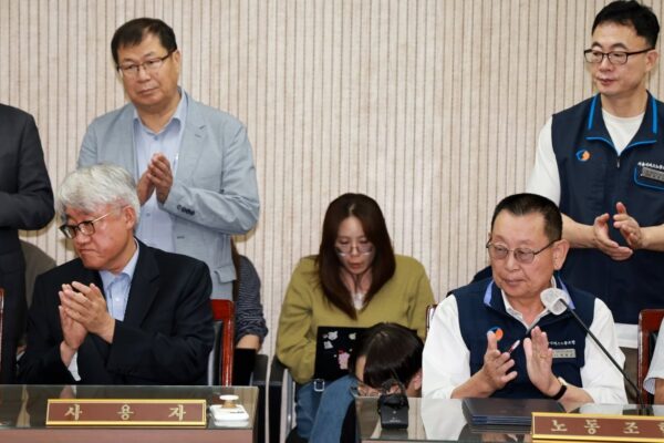 [뉴스] 서울 시내버스 노사협상 극적 타결…출근길 대란 피했다