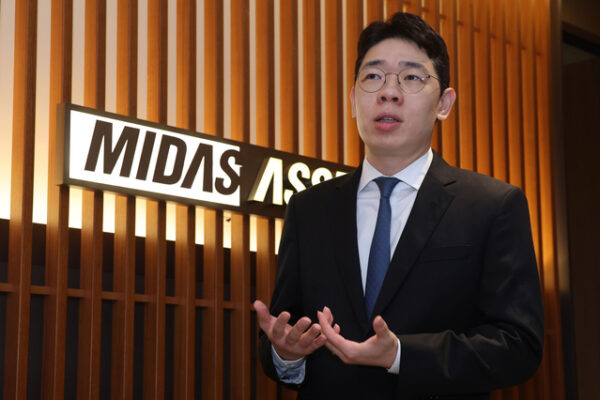 [뉴스] “삼전닉스 쉬어갈 때 뭘 살까?”…롱숏 베테랑이 찍은 3가지 업종 [여의도란도란]