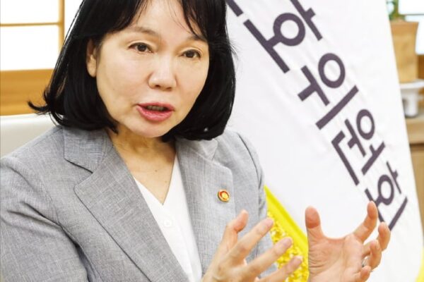 [뉴스] AI 기술, 새 보호원칙 필요…무조건 규제부터 적용하진 않을 것