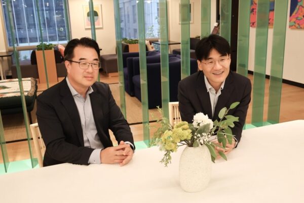[뉴스] AI 도입했는데 생산성은 그대로?…리더부터 일하는 법 바꿔야”