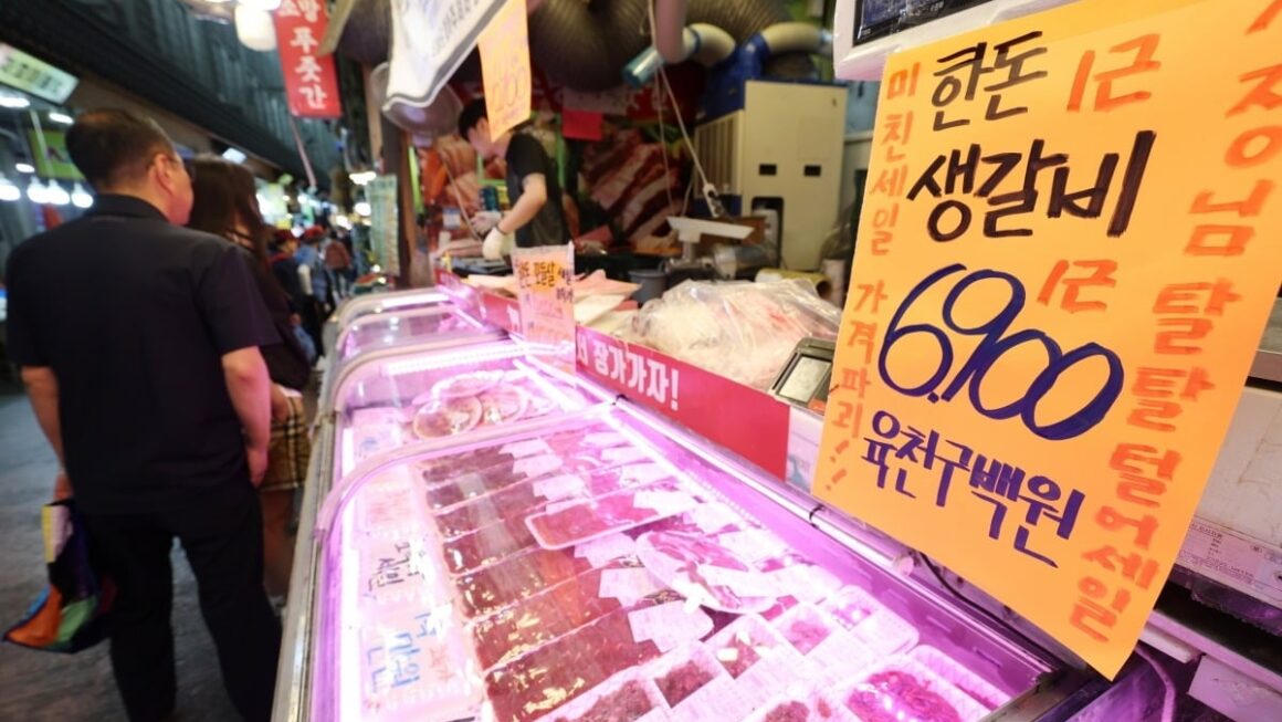 [뉴스] 30만원 넘게 돈 쓴다더니…추석 장보기 6만원 아낀 비결