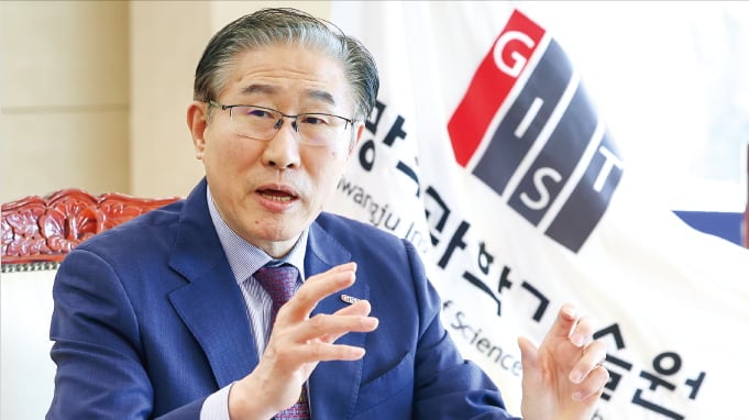 [뉴스] 하이닉스와 반도체과 추진…인재육성 올인