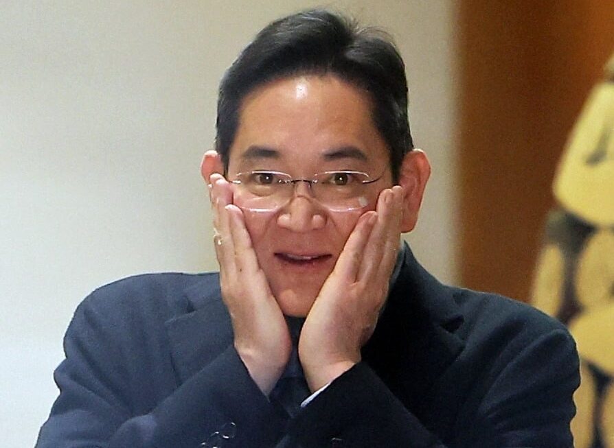 [뉴스] 이재용이 쓰면 다 팔려…삼성엔 돈 되는 총수가 있다
