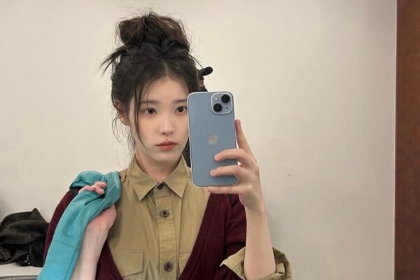 [뉴스] 아이유·김나영도 반했다…거래액 620% 폭증한 핫템 정체